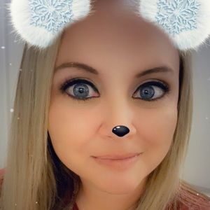 Meet your Posher, Connie